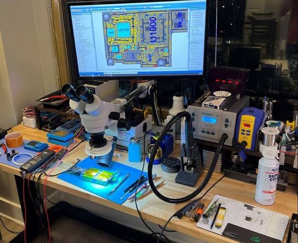 BartTech microscope workstation with boardview, soldering station and repair tools